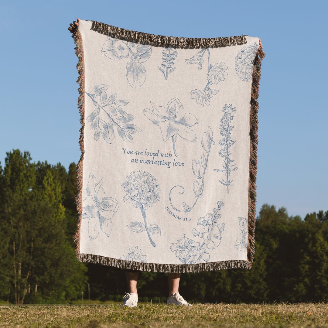 Everlasting Love Woven Blanket